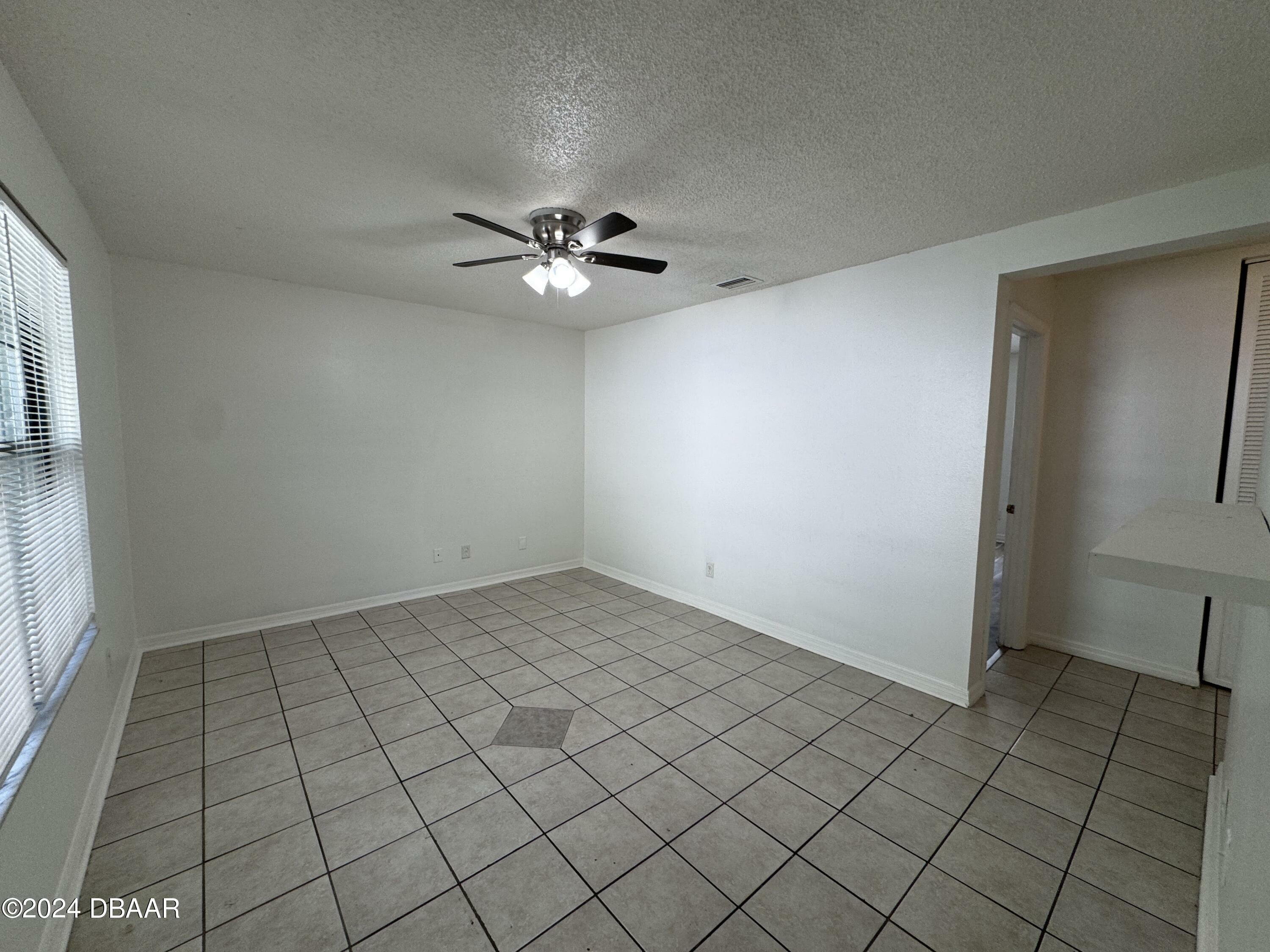 Property Photo:  840 Center Avenue  FL 32117 