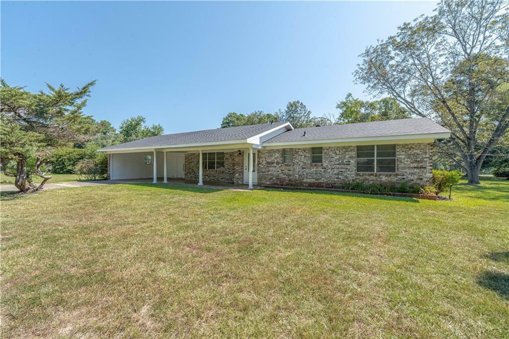 Property Photo:  908 Hooper Road  LA 71360 