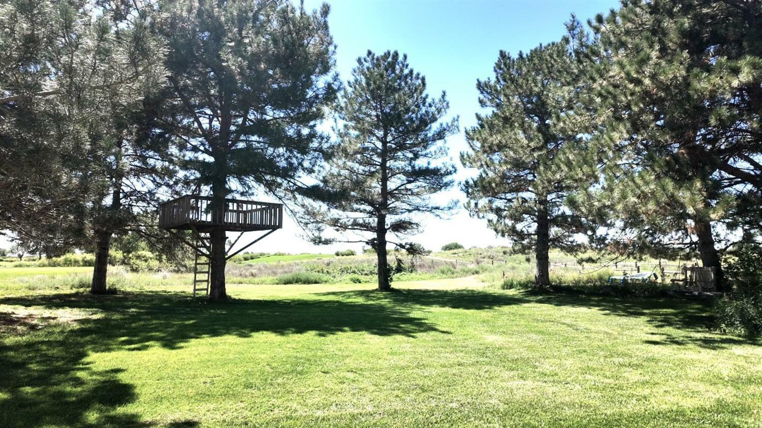 Property Photo:  1909 Grandview Drive East  KS 67846 