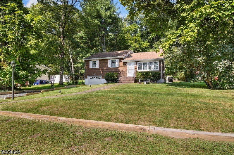 Property Photo:  9 Hallvard Ter  NJ 07866 