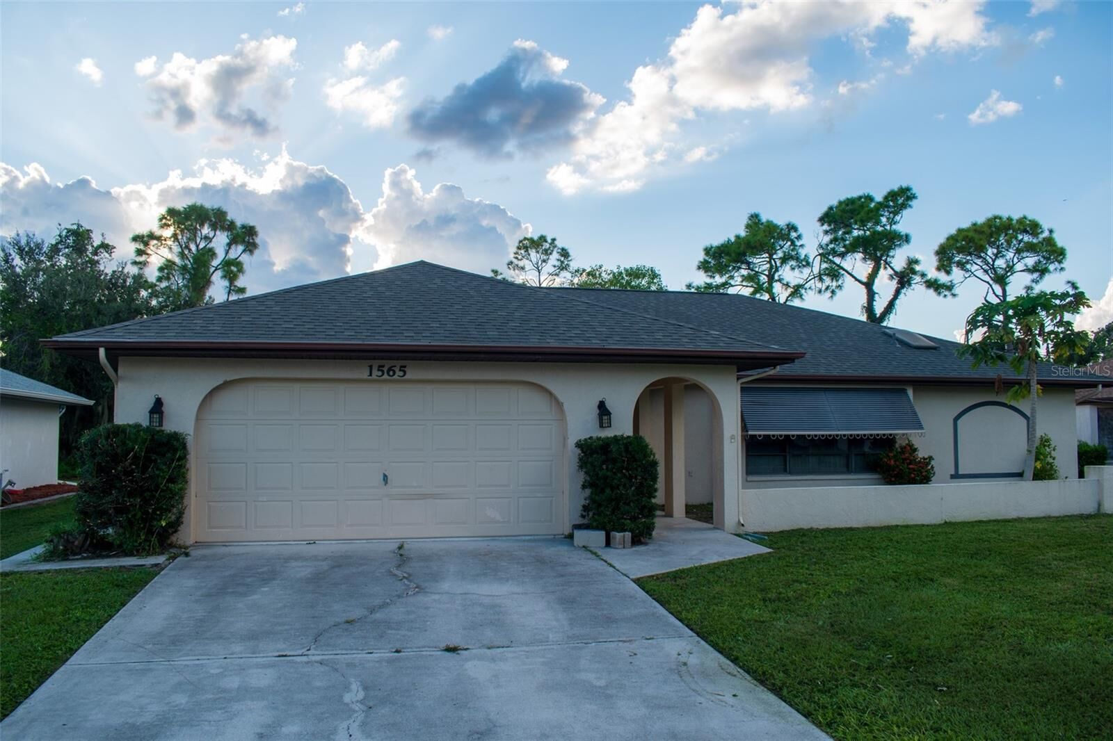 Property Photo: 1565 Dorchester Street FL 33952
