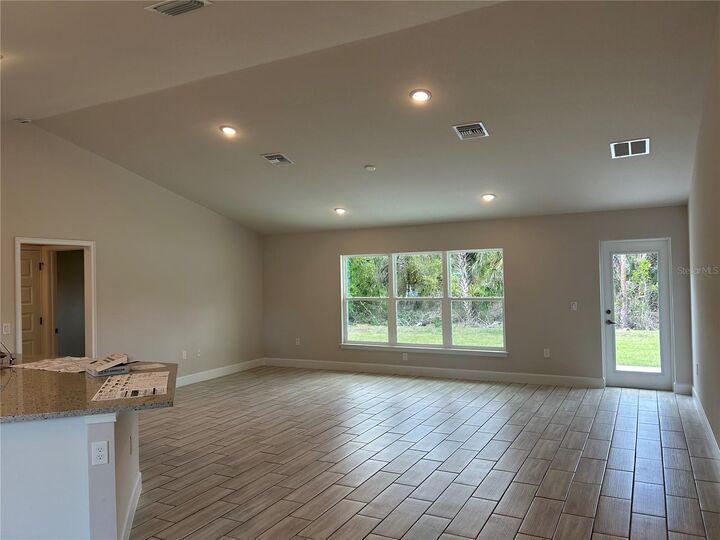 Property Photo: 2968 Yacolt Avenue FL 34286