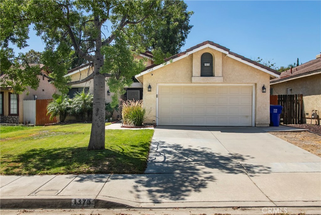 Property Photo:  1373 Reservoir Drive  CA 92407 