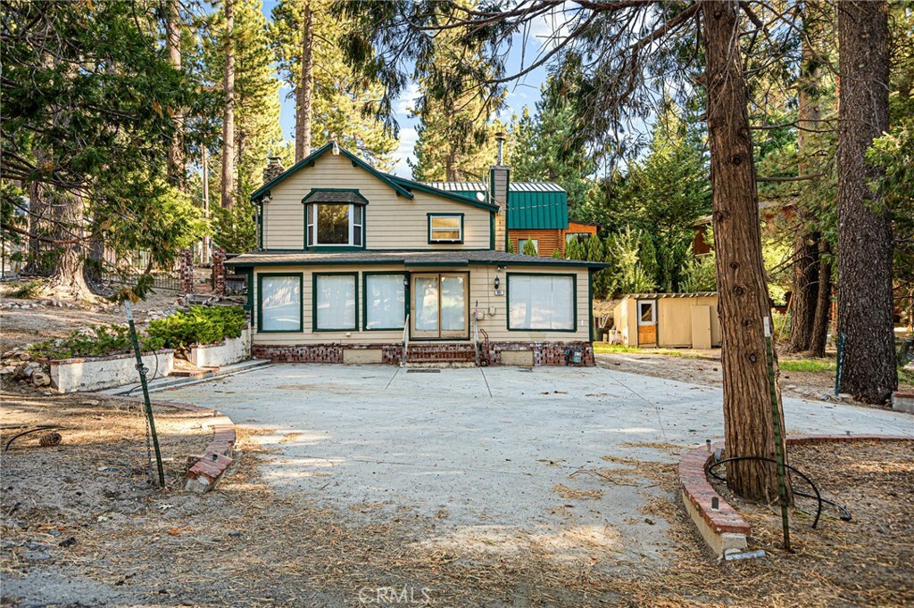 Property Photo:  691 Yukon Road  CA 92341 