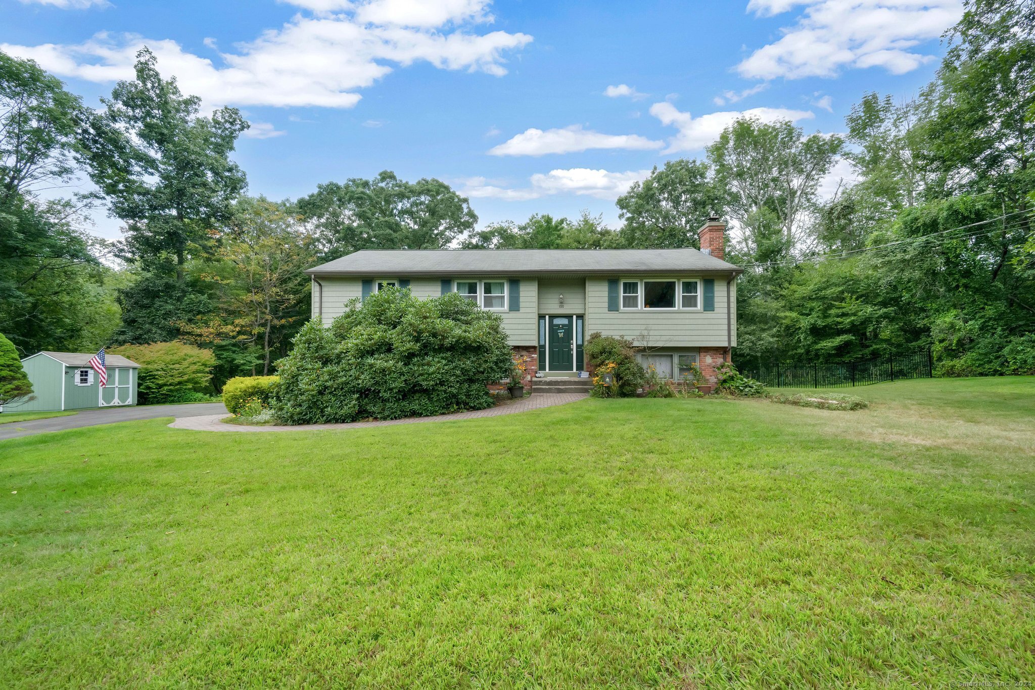 Property Photo: 100 Fieldstone Lane CT 06238