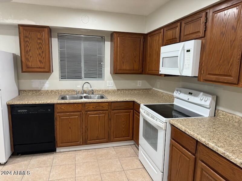 Property Photo: 6130 E Akron Street AZ 85205