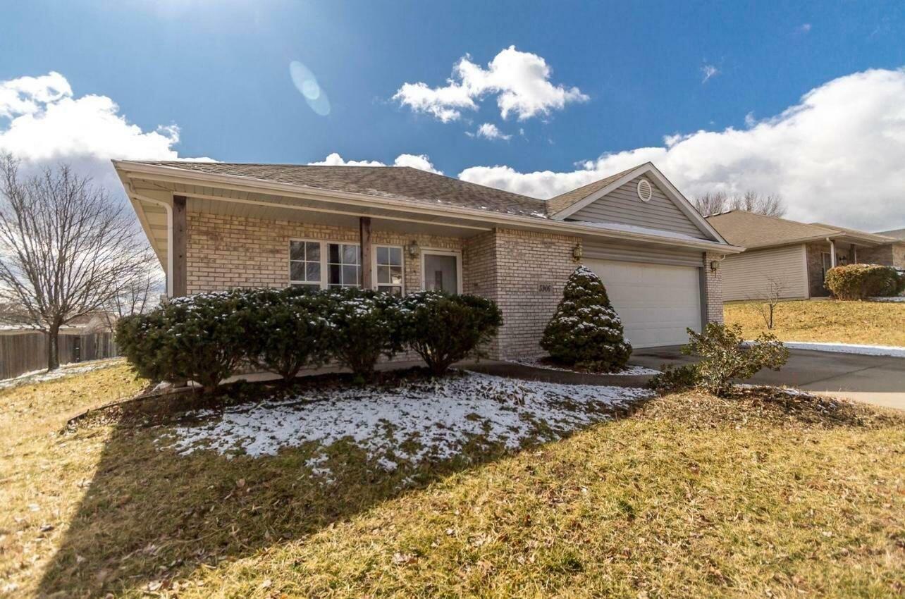 Property Photo:  5904 Kelsey Dr  MO 65202 