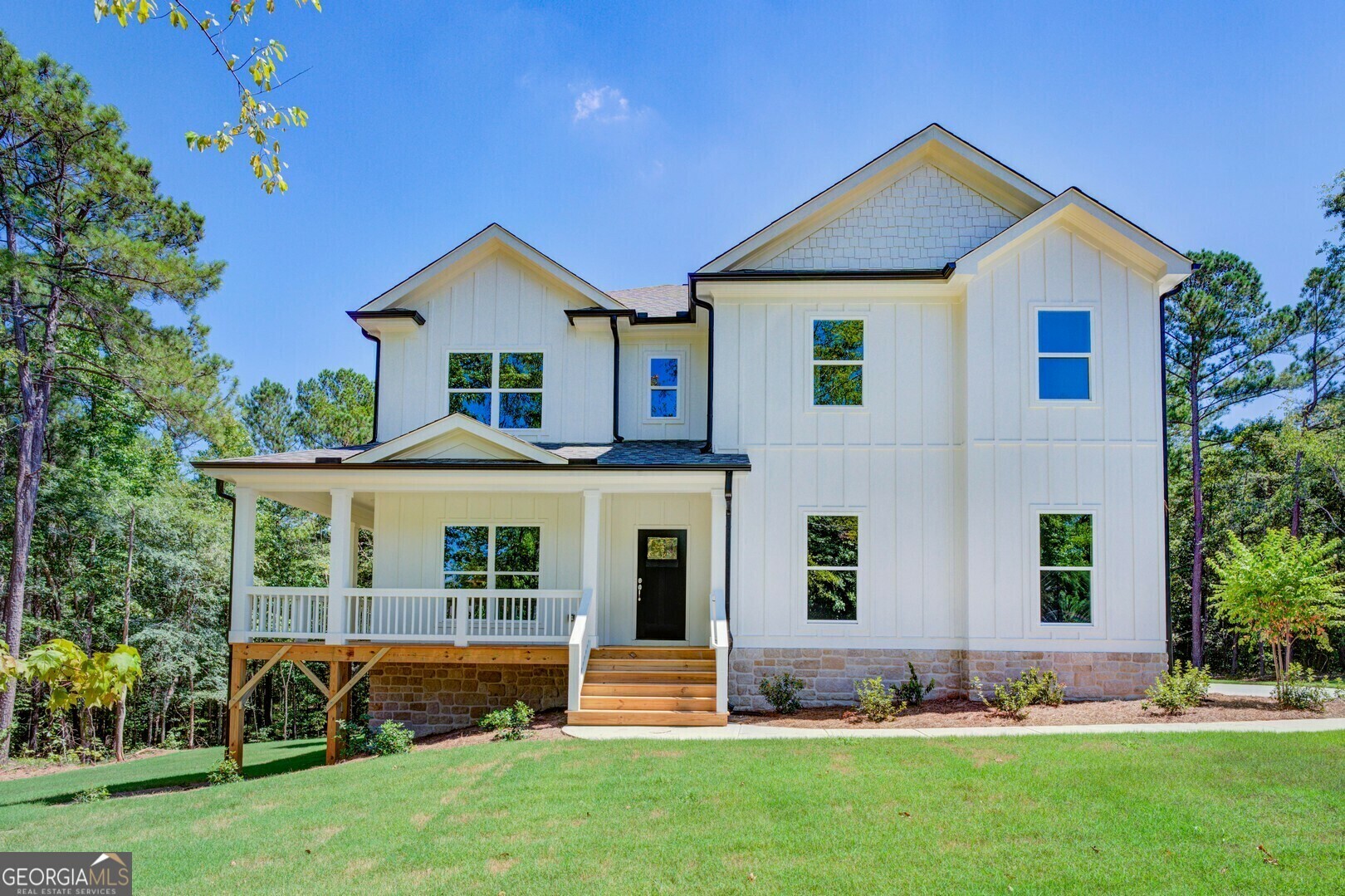 Property Photo:  250 Nicklaus Circle  GA 30025 