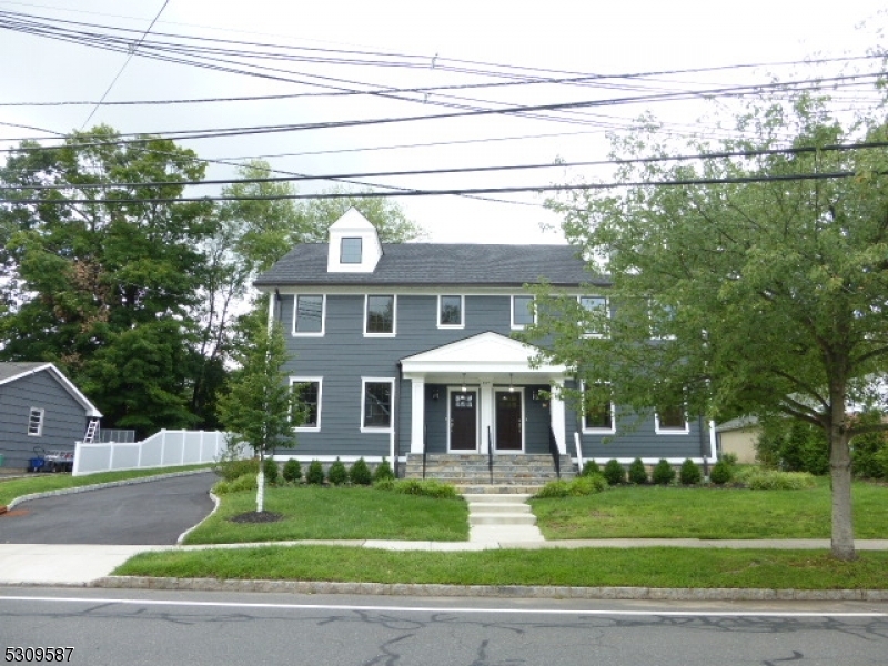 Property Photo:  127 Kings Rd B  NJ 07940 