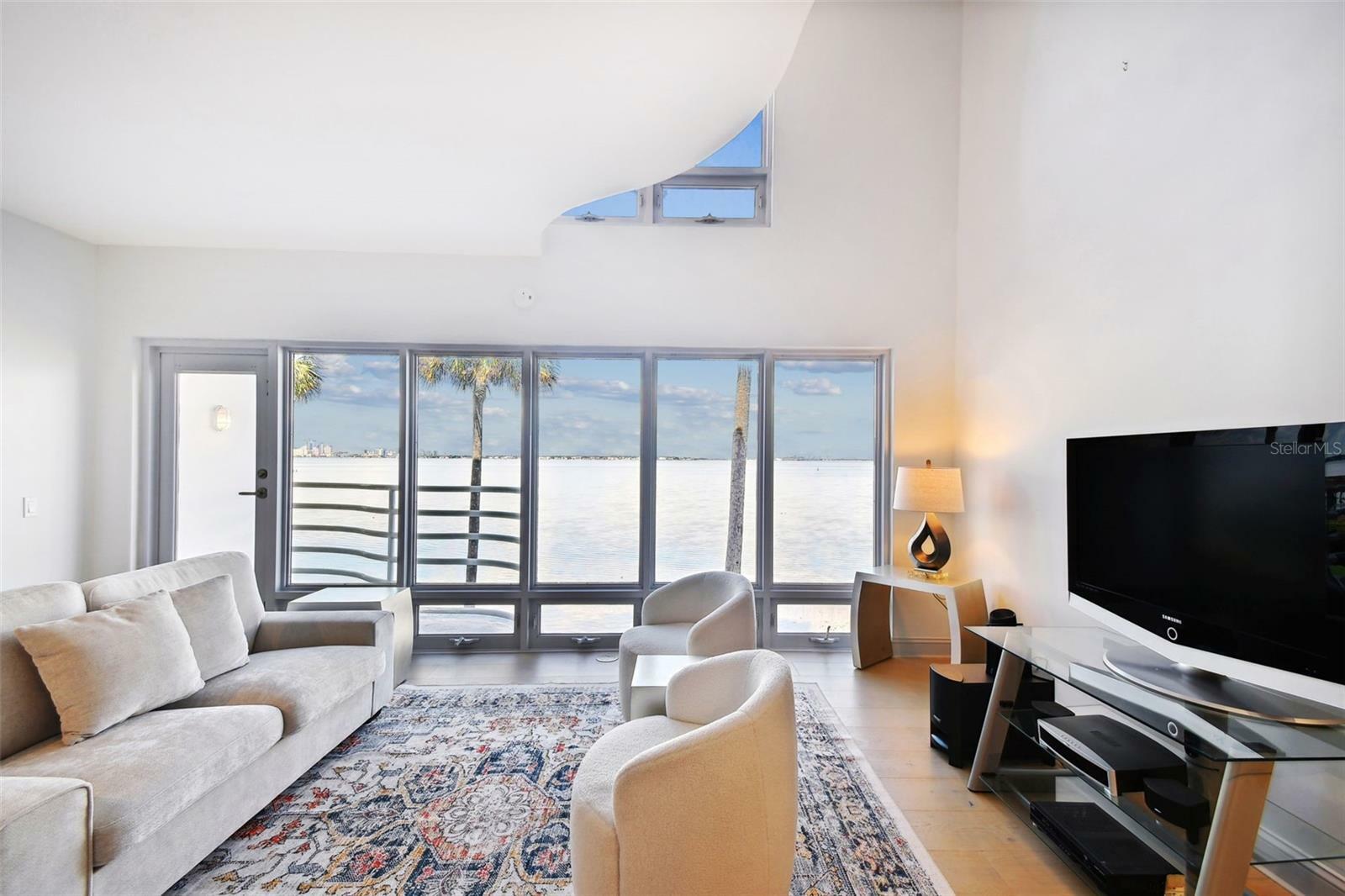 Property Photo: 4950 Bayshore Boulevard 23 FL 33611
