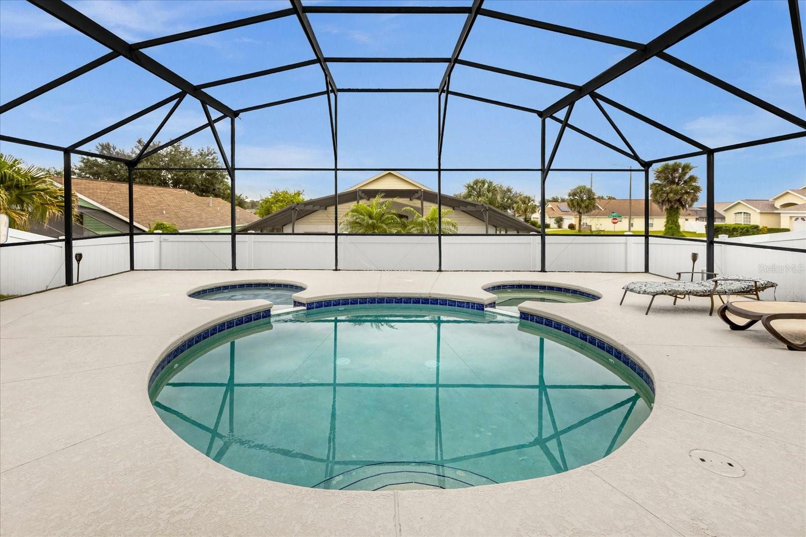 Property Photo:  8073 Santee Drive  FL 34747 