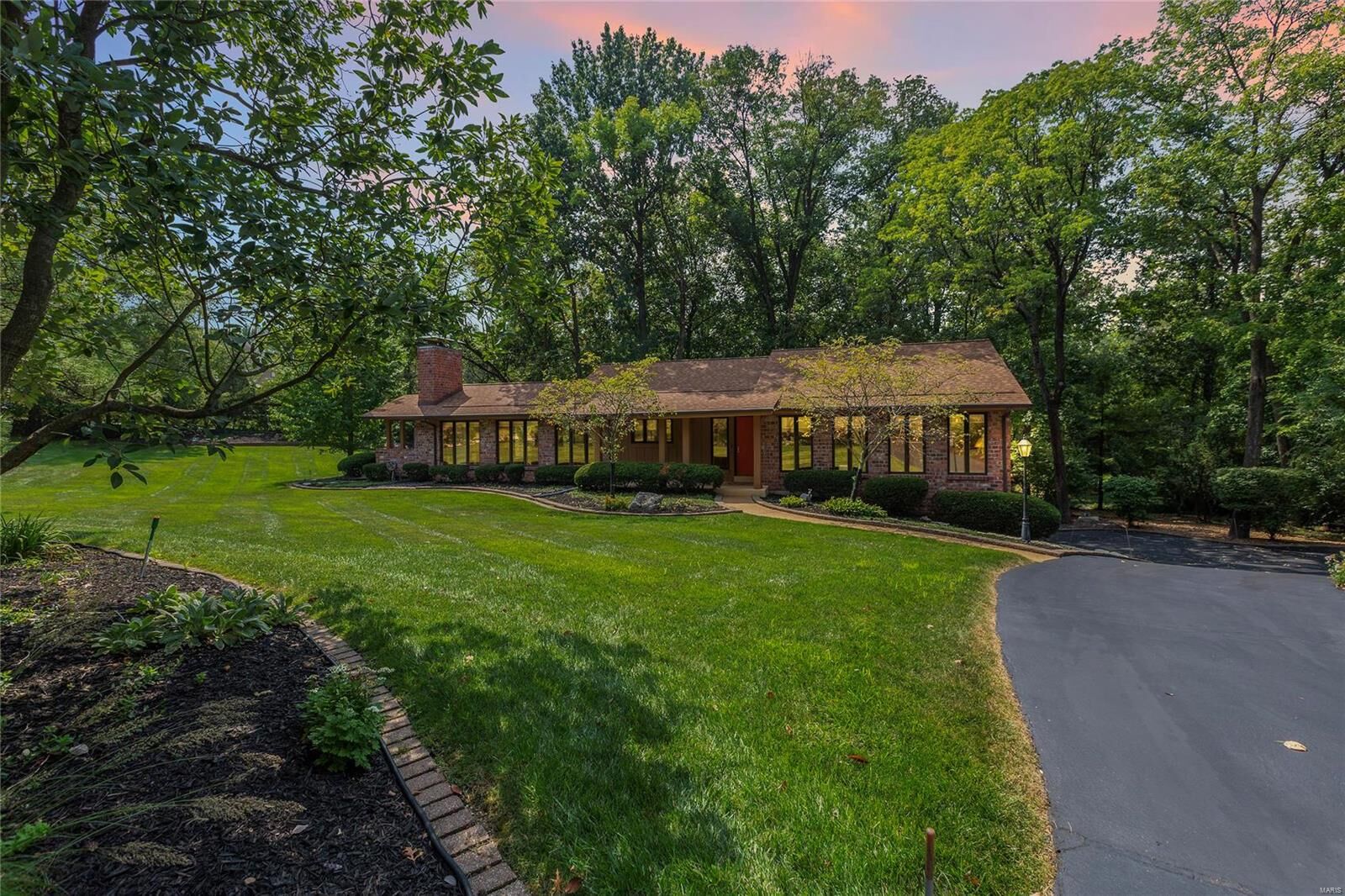 Property Photo:  1611 Kriste Court  MO 63131 