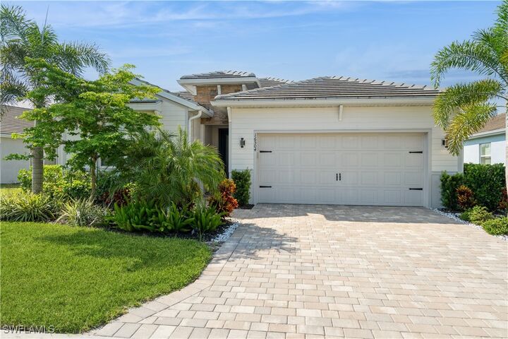 Property Photo: 16504 Crescent Beach Way FL 34135