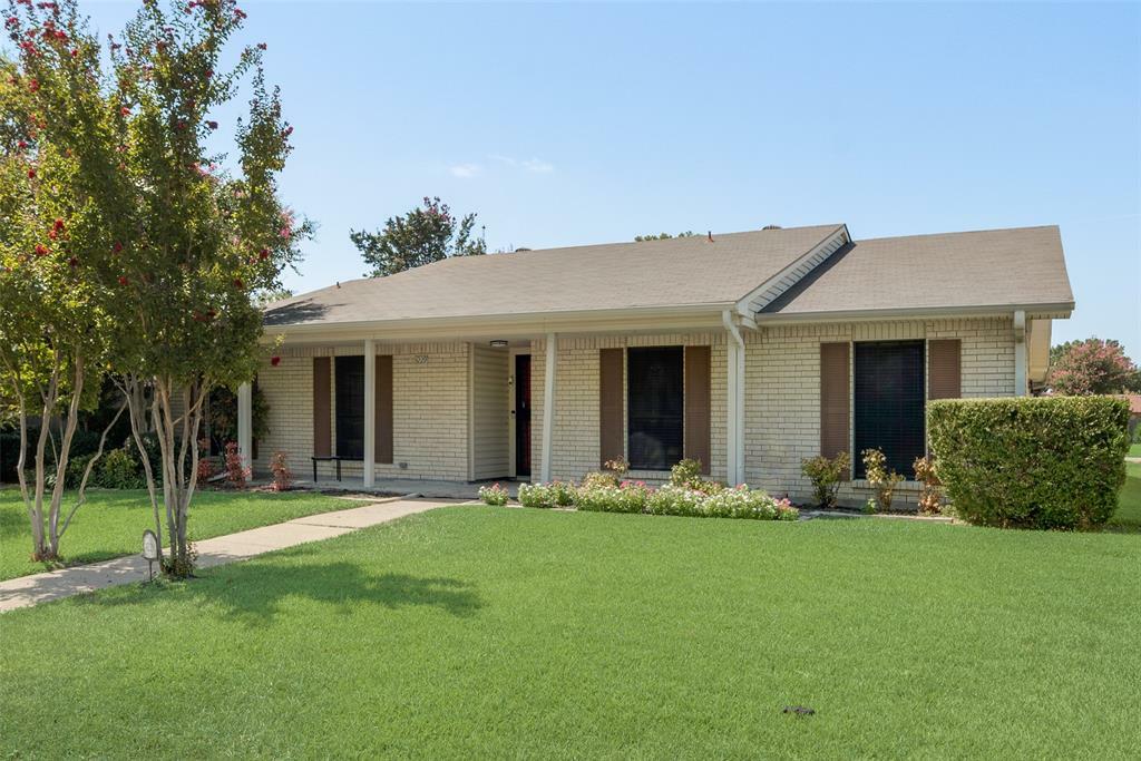 Property Photo:  4229 Wayfaring Street  TX 75150 