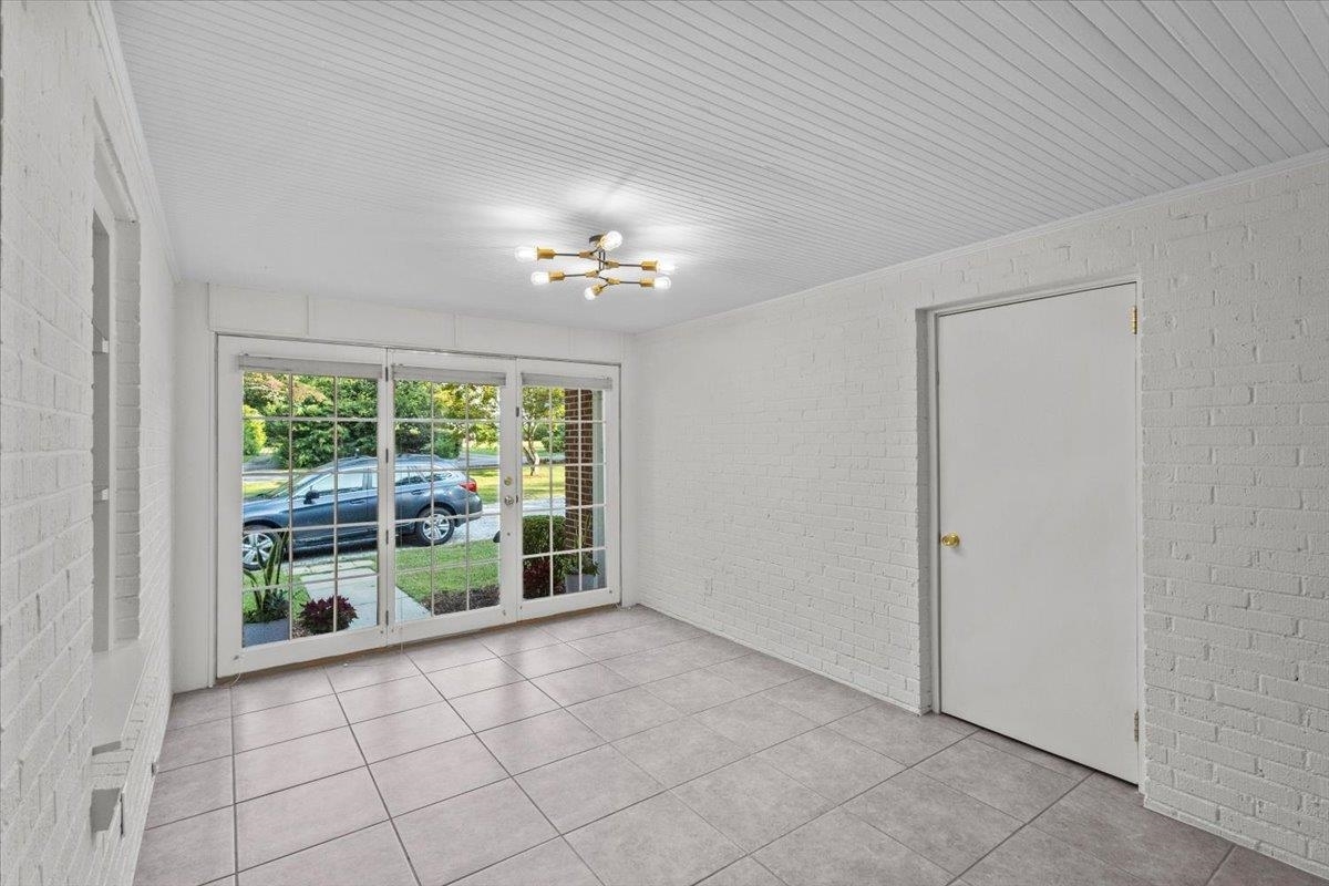 Property Photo:  203 Yorkshire Drive  SC 29615 