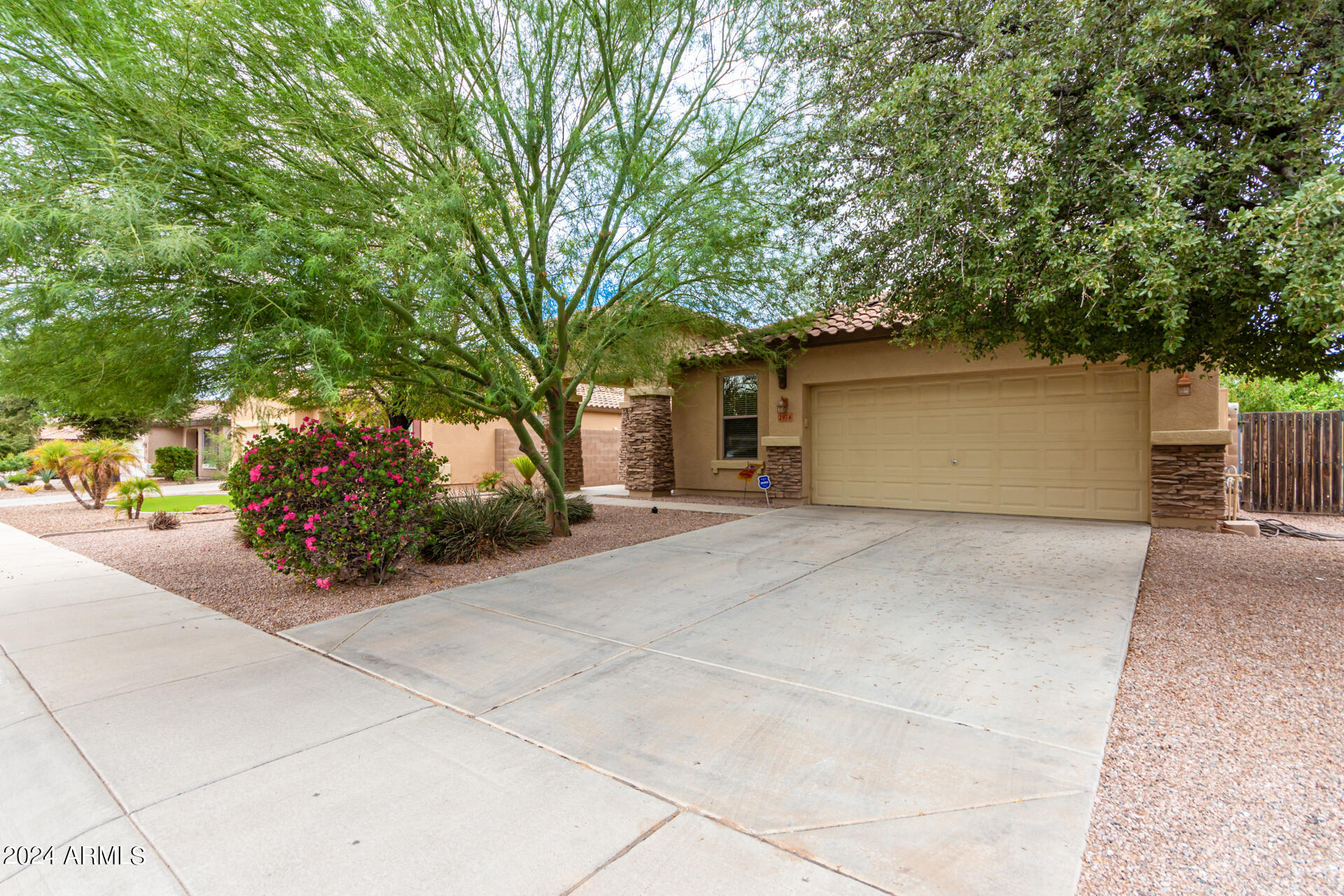 Property Photo: 2974 E Ravenswood Drive AZ 85298