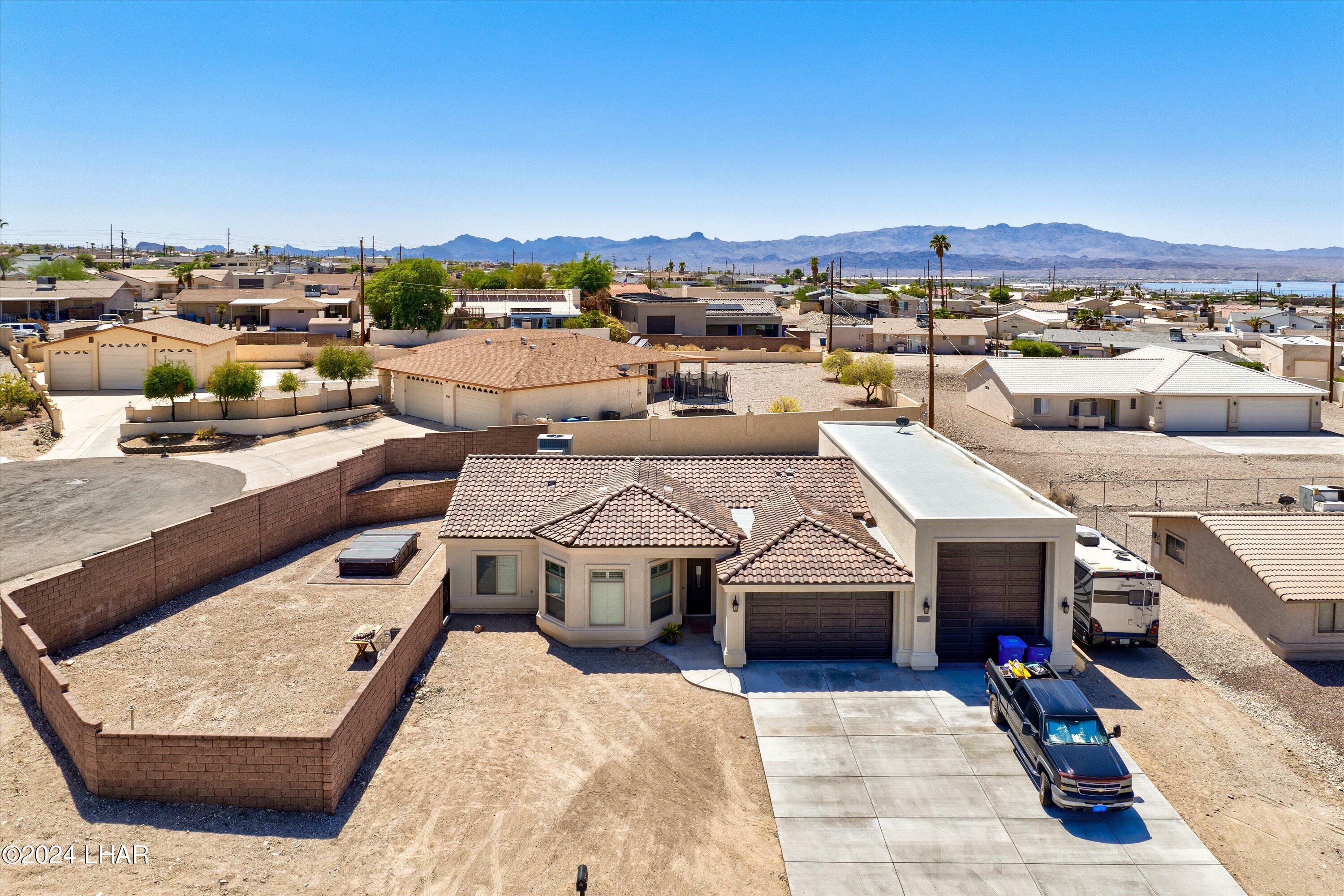 Property Photo:  2330 Regatta Dr  AZ 86404 