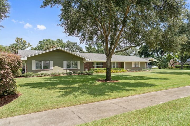 Property Photo:  100 Bedford Road  FL 32714 