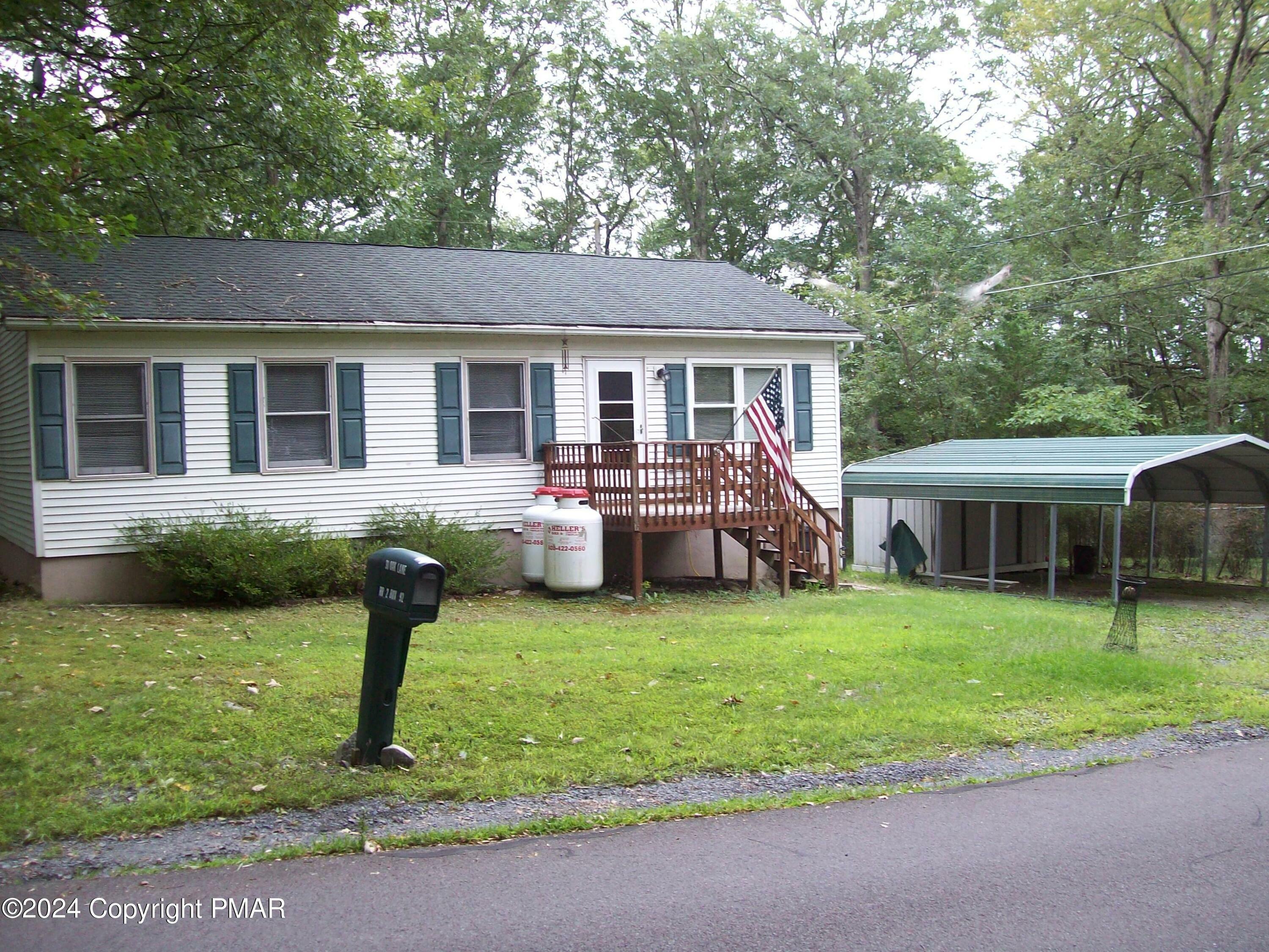 Property Photo:  4129 Oak Lane  PA 18324 