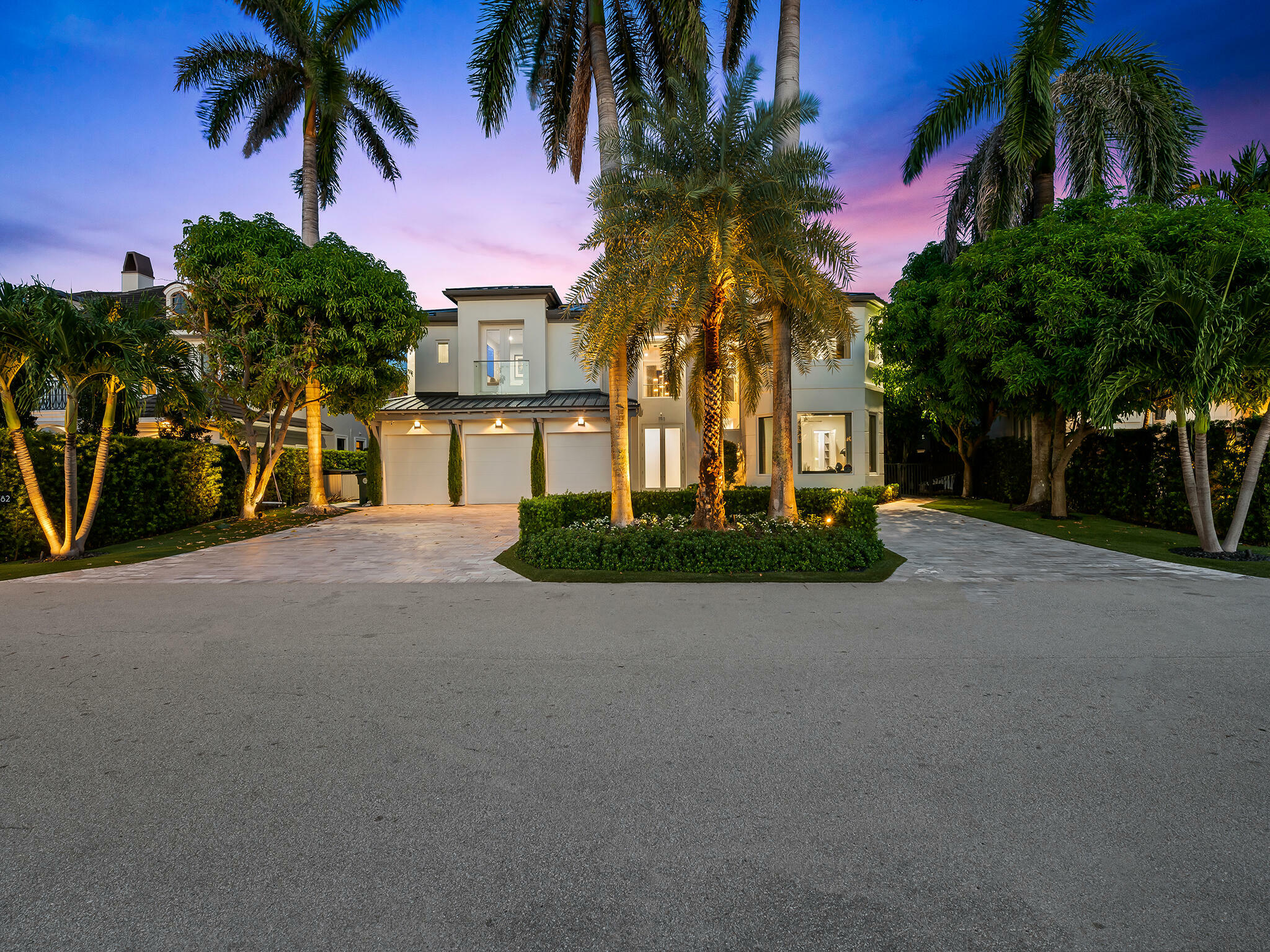 Property Photo:  782 NE Harbour Drive  FL 33431 