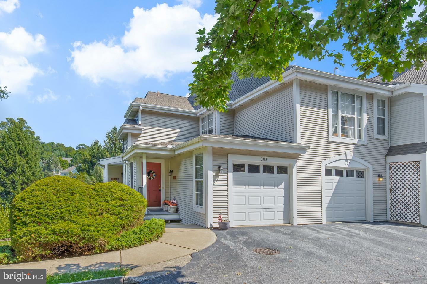 Property Photo:  303 Country Place Drive  PA 17601 