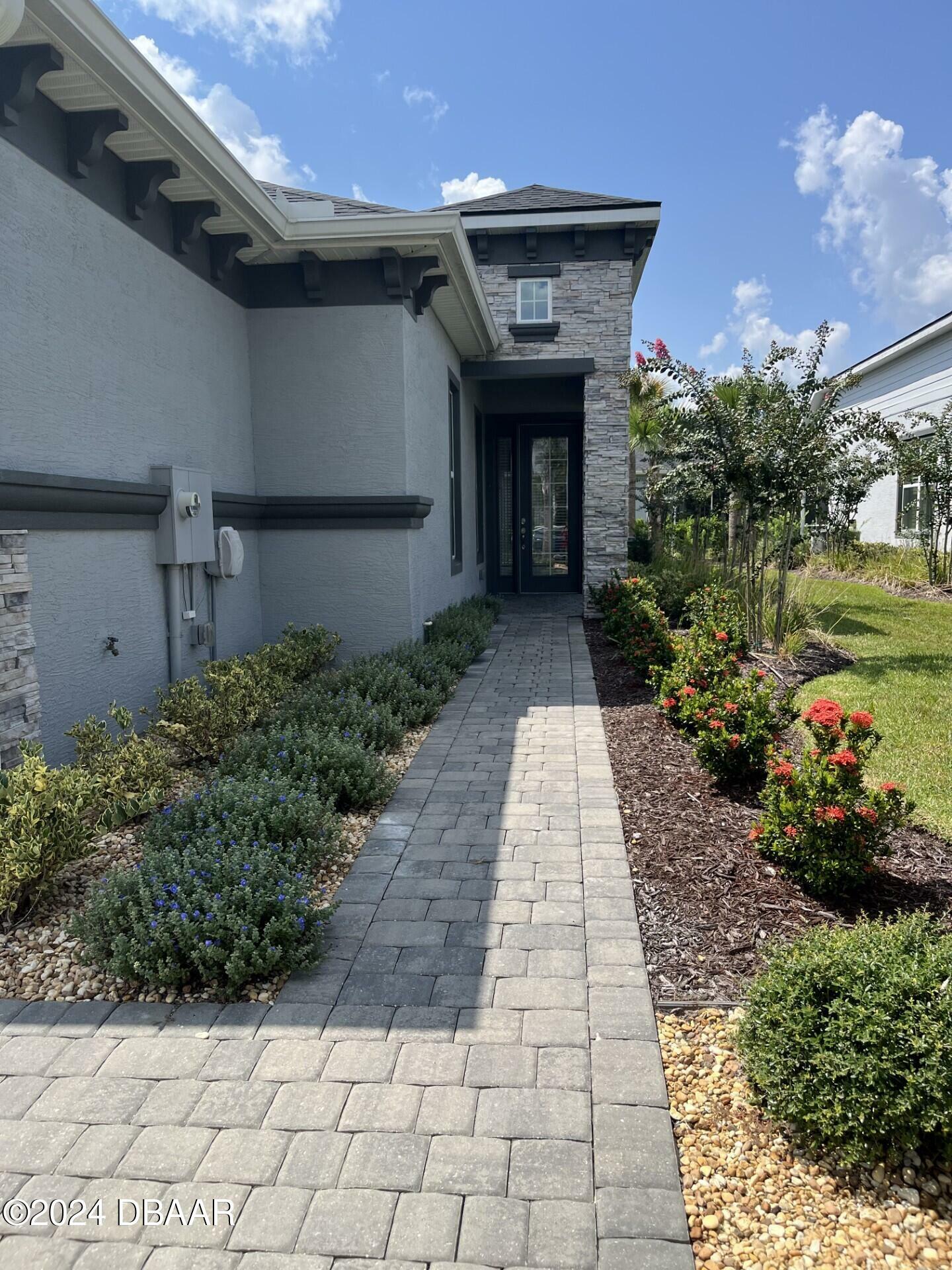 Property Photo:  6312 Hanfield Drive  FL 32128 