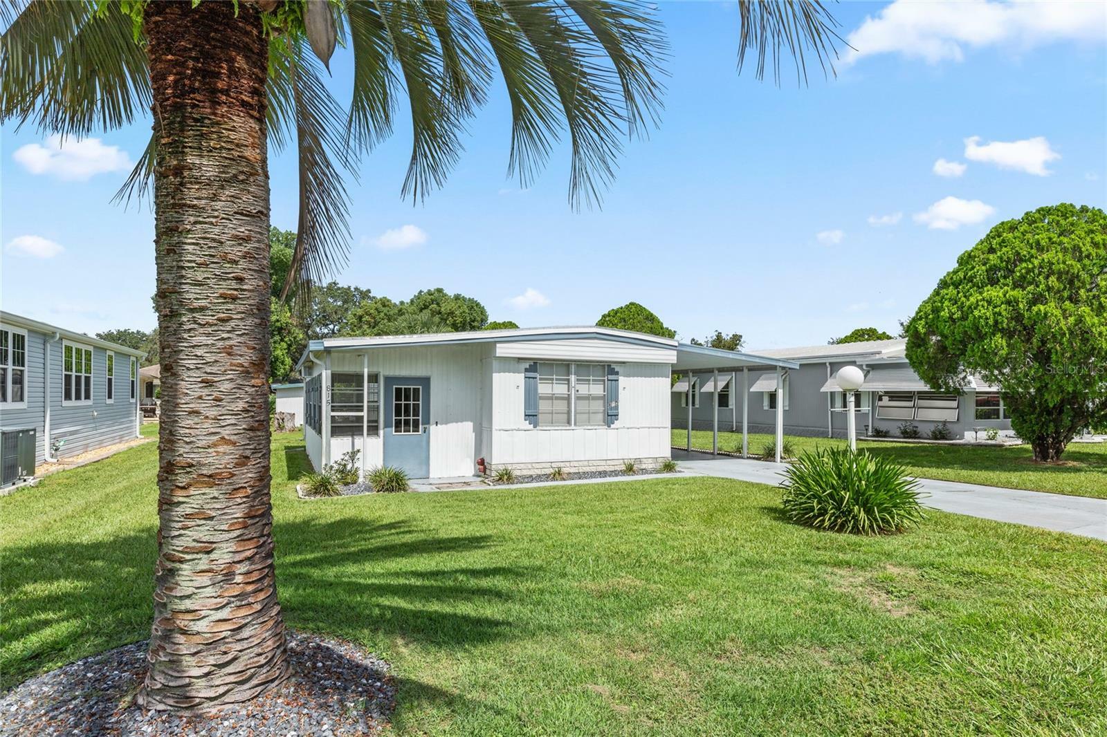 Property Photo:  815 Roseapple Avenue  FL 32159 