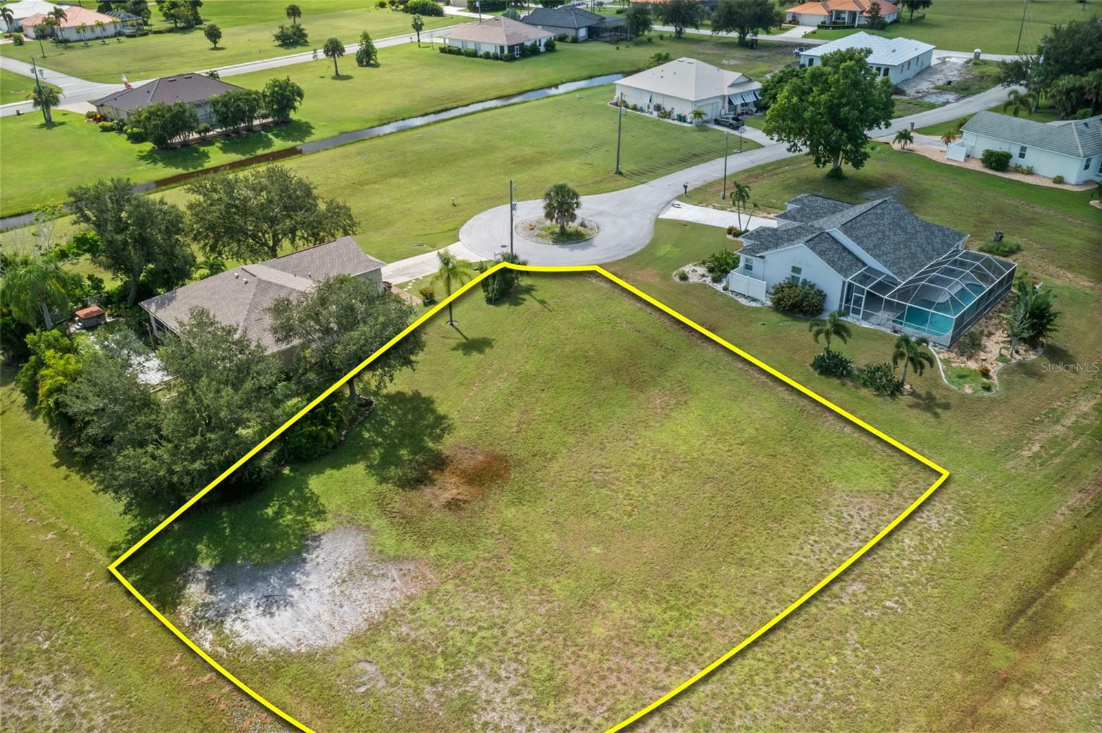 Property Photo:  17383 Malarky Lane  FL 33955 