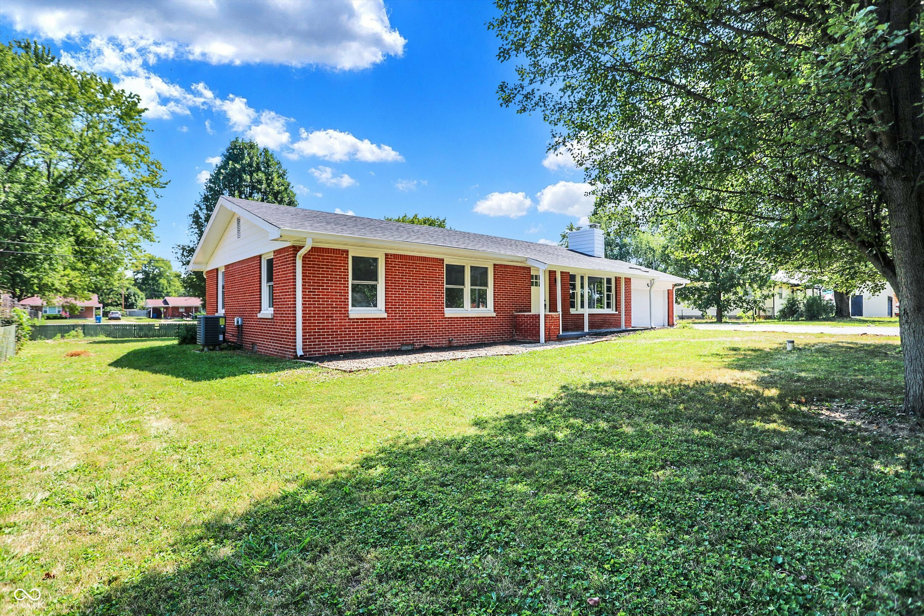 Property Photo:  3031 S Kercheval Drive  IN 46239 