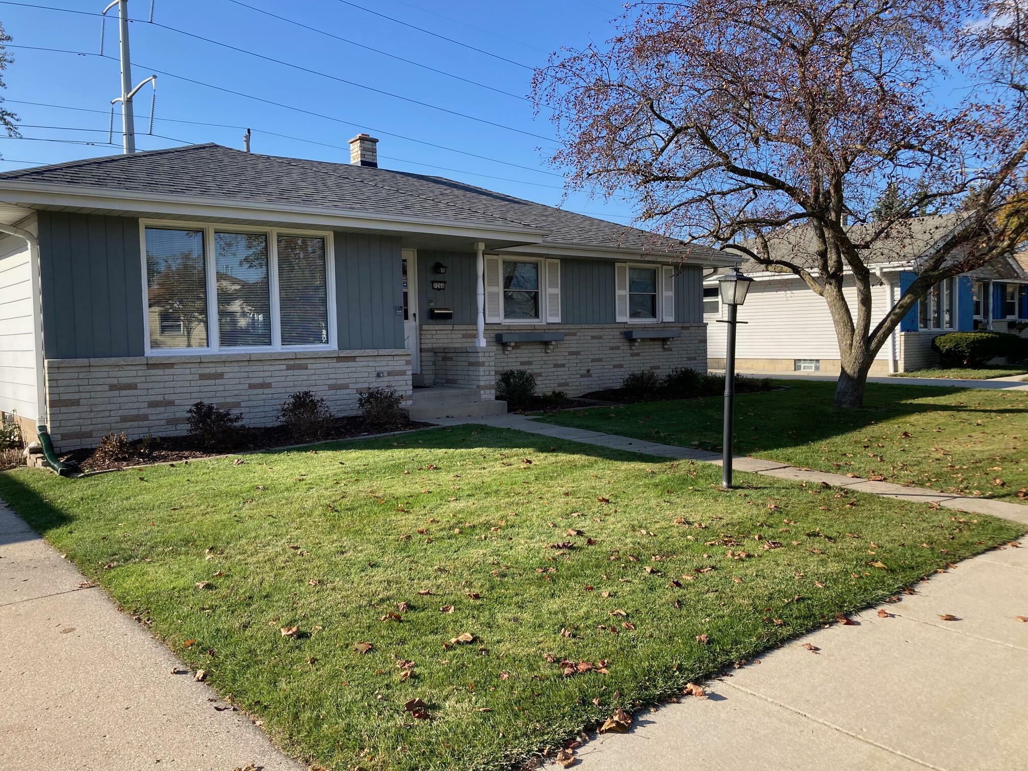 7266 W Cody Cir  Milwaukee WI 53223 photo