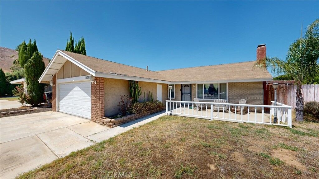 Property Photo:  11201 Bleeker Court  CA 92505 