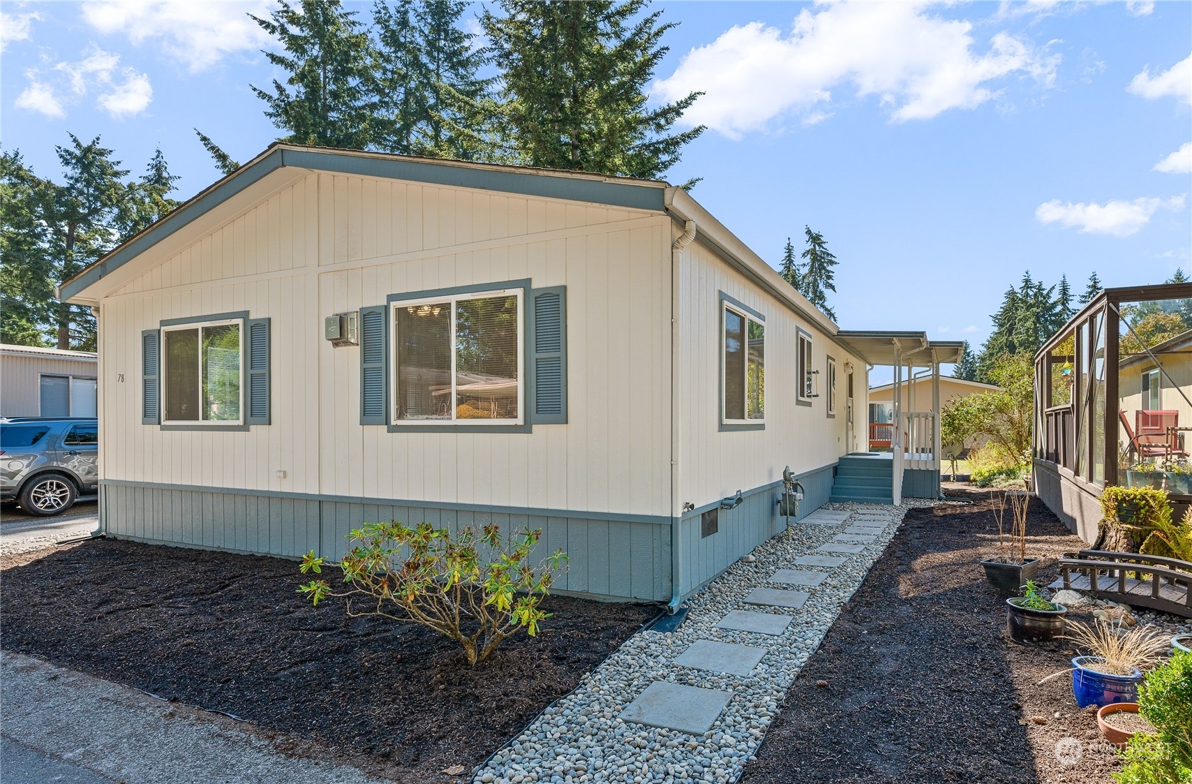 Property Photo:  18425 NE 95th Street 78  WA 98052 