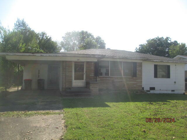 Property Photo:  1004 N Erie Avenue  AR 72801 