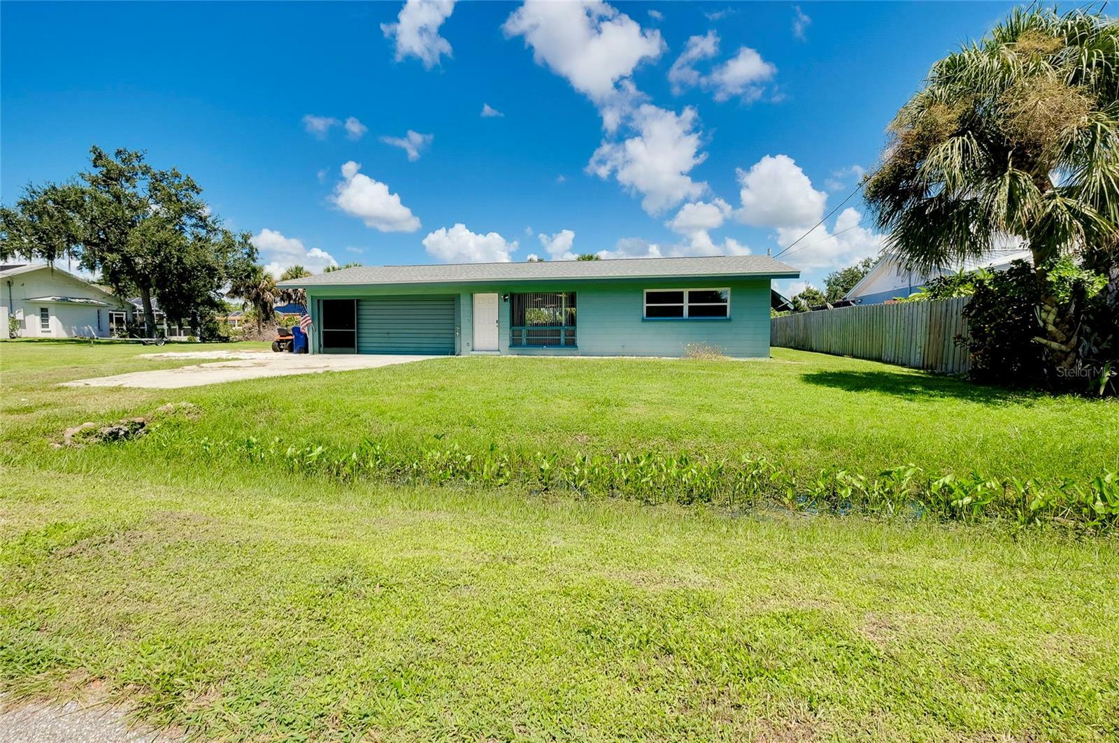 Property Photo:  9027 E River Road  FL 34293 