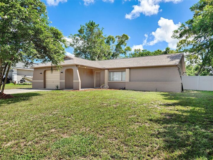 Property Photo:  2500 Magellan Avenue  FL 34608 