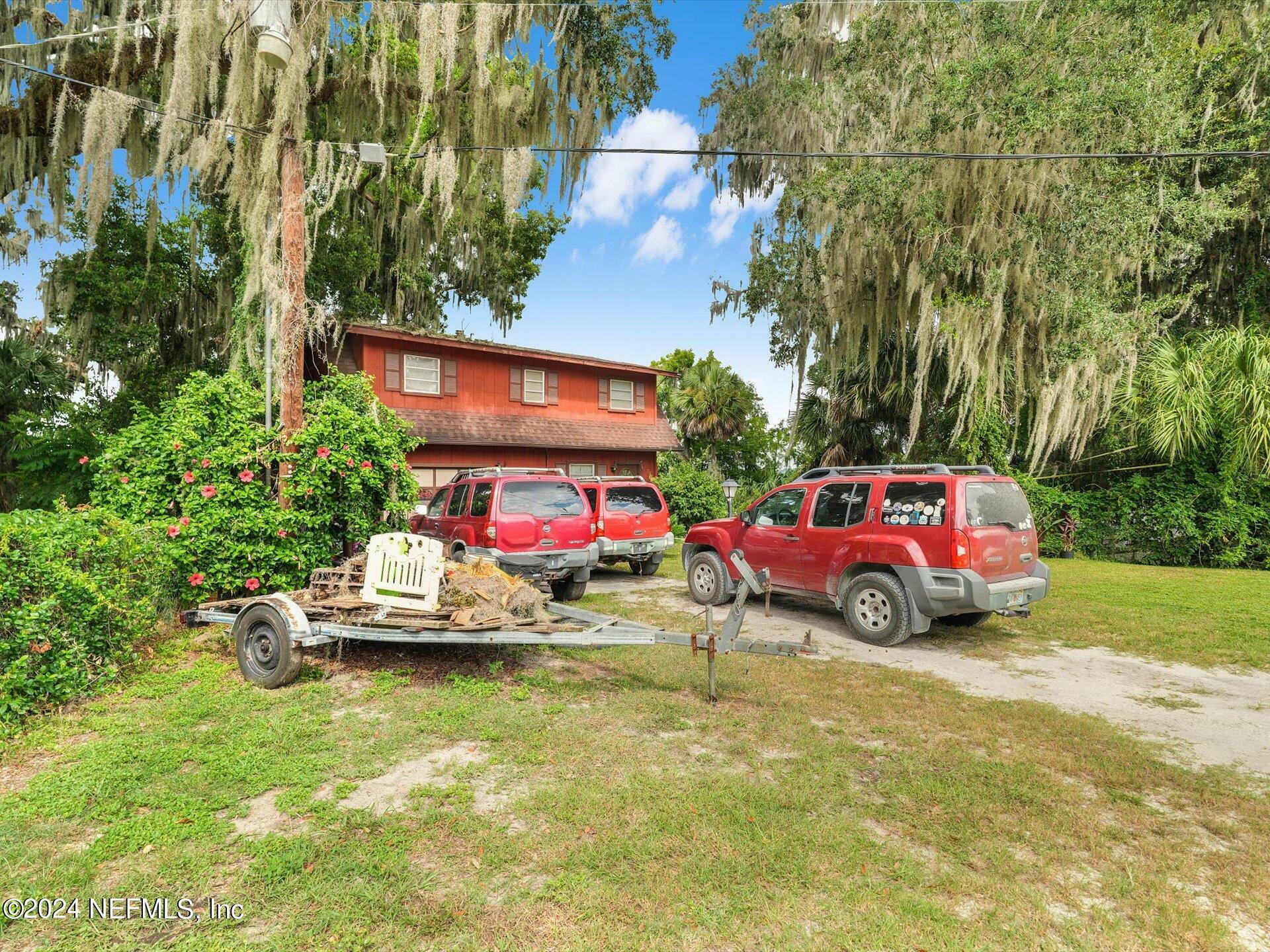 Property Photo:  112 Rio Vista Avenue  FL 32131 