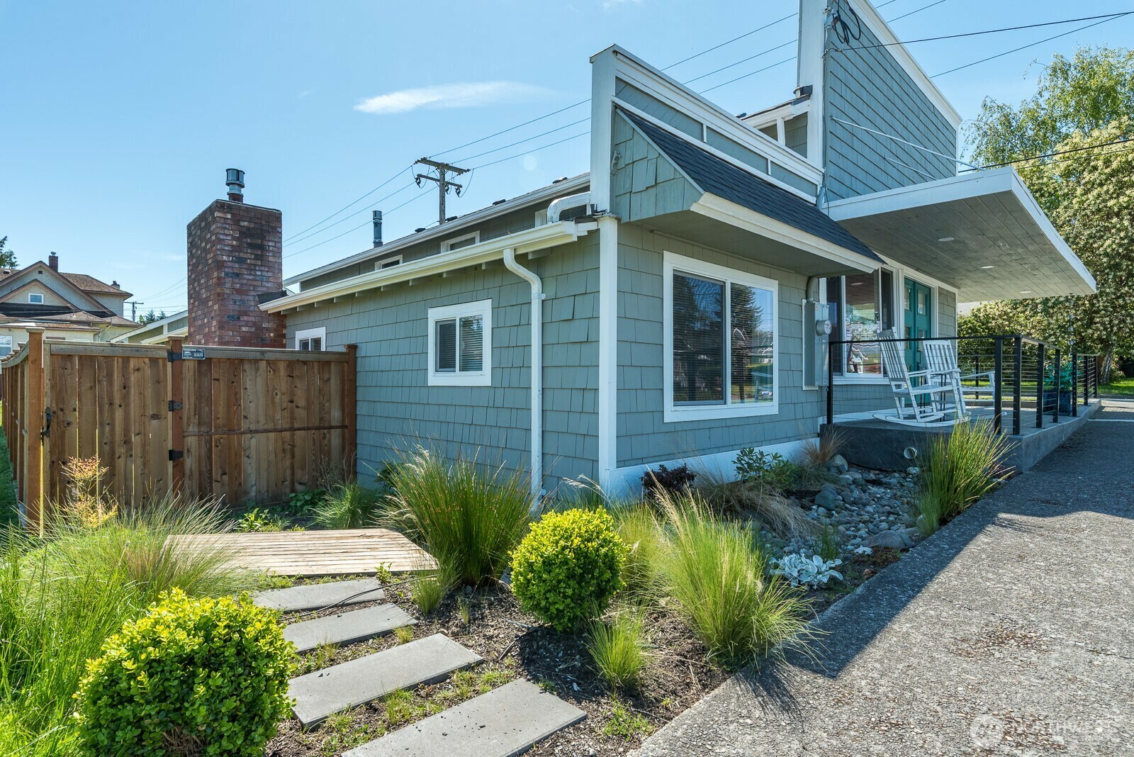 Property Photo: 1419 10th Street WA 98221