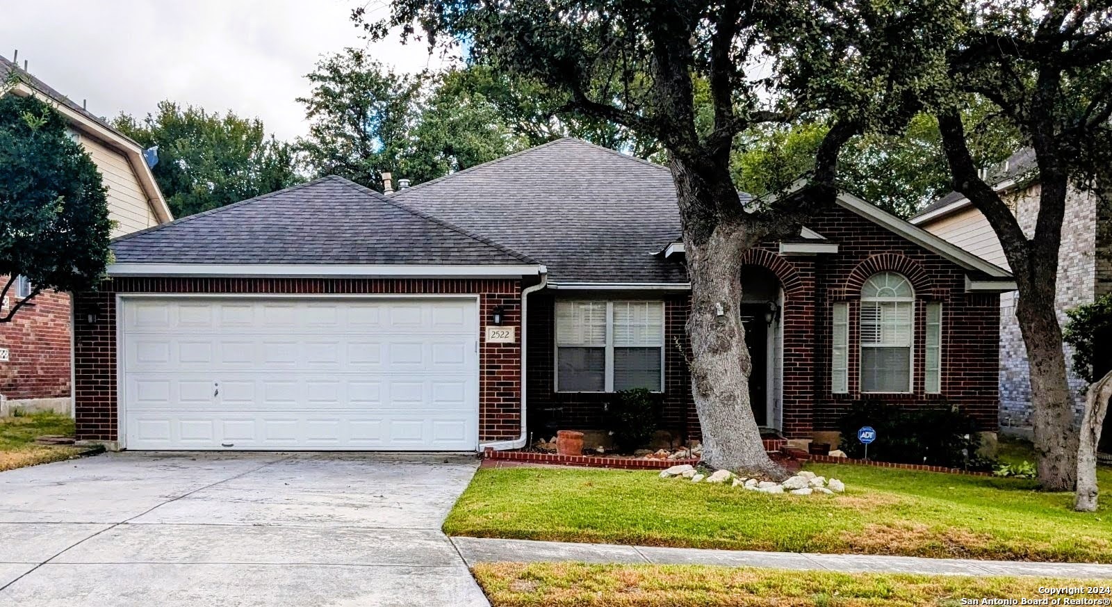 Property Photo:  2522 Lakehills  TX 78251 