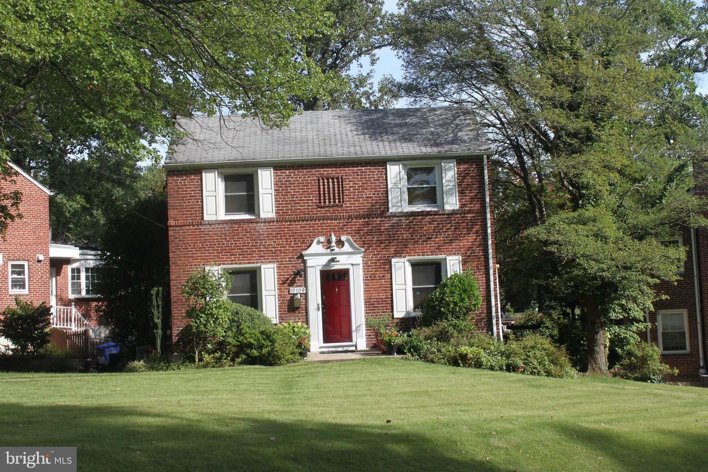 Property Photo:  10109 Tenbrook Drive  MD 20901 