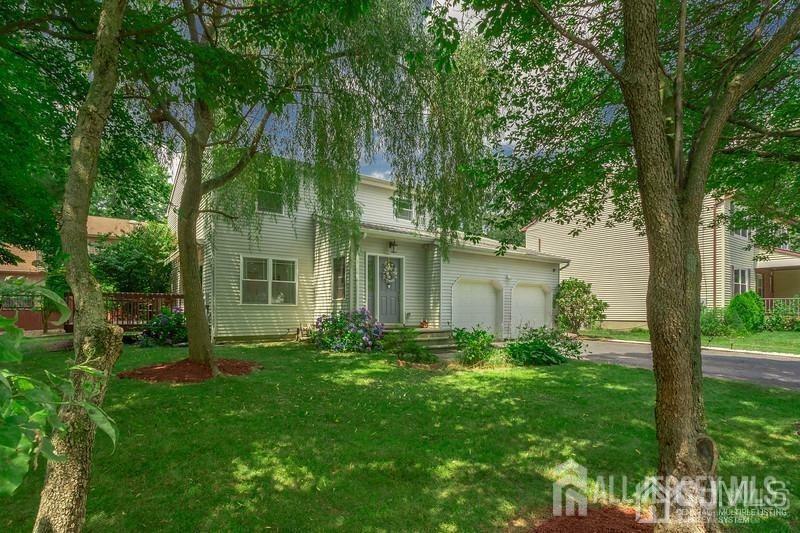 Property Photo:  1 Jamison Court  NJ 08816 