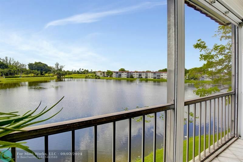 Property Photo:  9400 N Hollybrook Lake Dr 301  FL 33025 