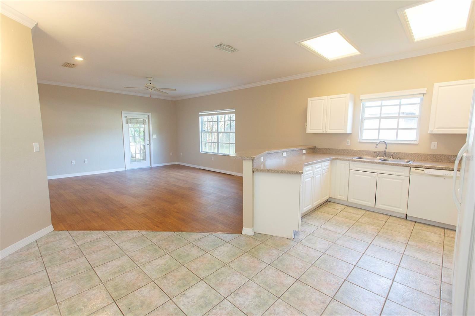 Property Photo:  4749 NW 75th Road  FL 32653 