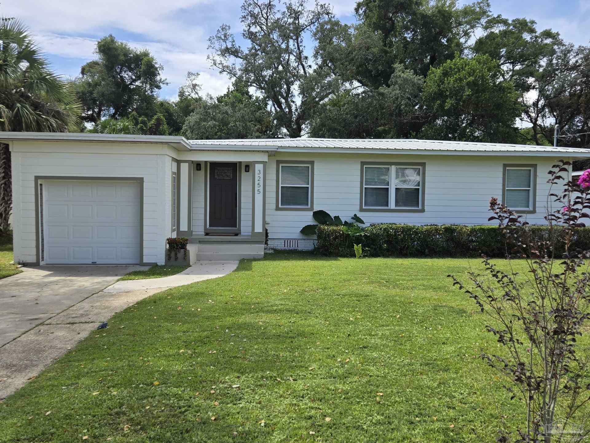 Property Photo:  3255 Bayou Dr  FL 32505 