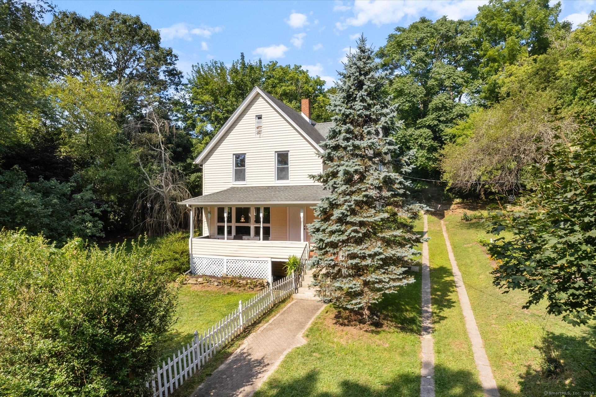 Property Photo:  27 Scott Street  CT 06360 