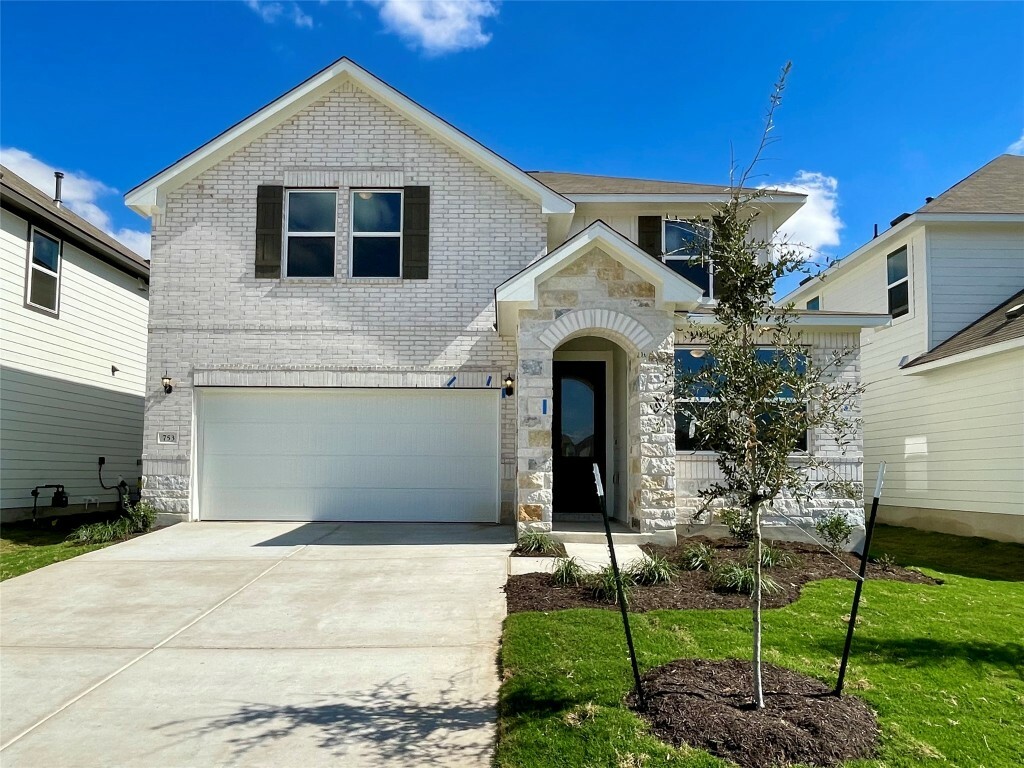 Property Photo: 753 Palo Brea Loop TX 78634