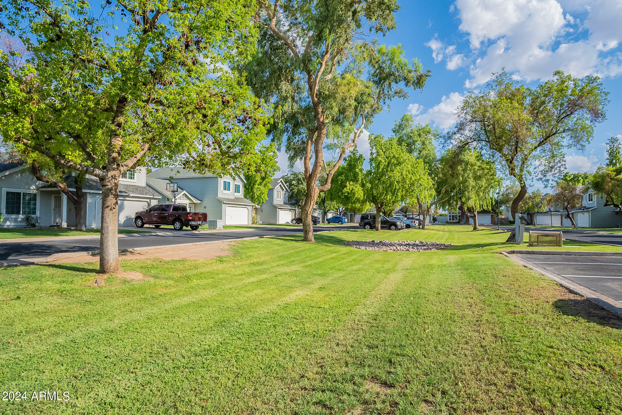 Property Photo:  209 S Rush Circle E  AZ 85226 