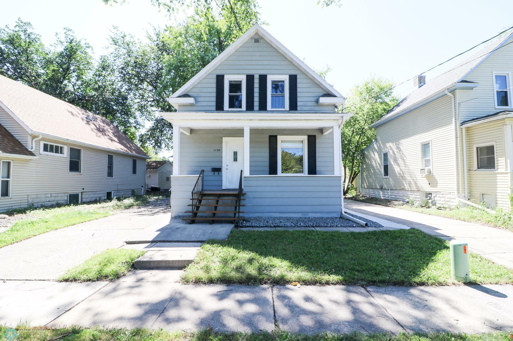 Property Photo:  1120 9th Avenue N  ND 58102 