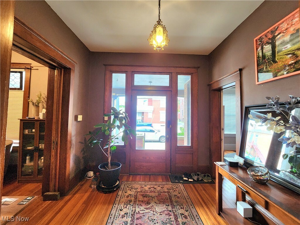 Property Photo:  616 South Street  OH 43701 