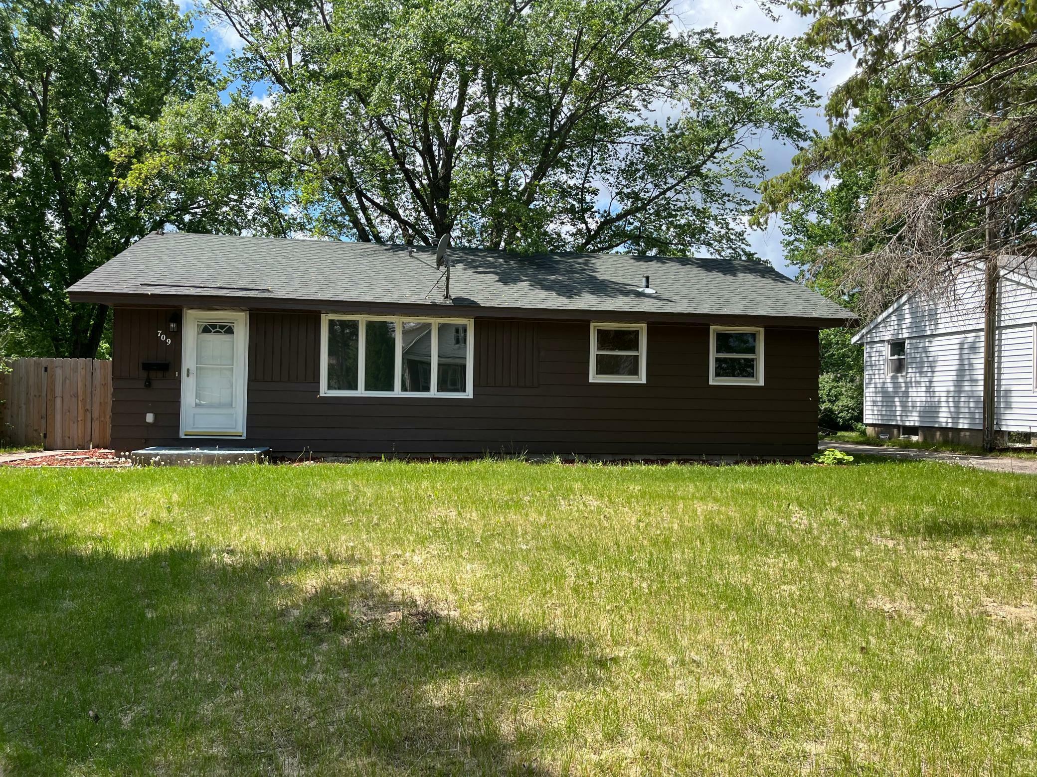 Property Photo:  709 24th Avenue N  MN 56303 