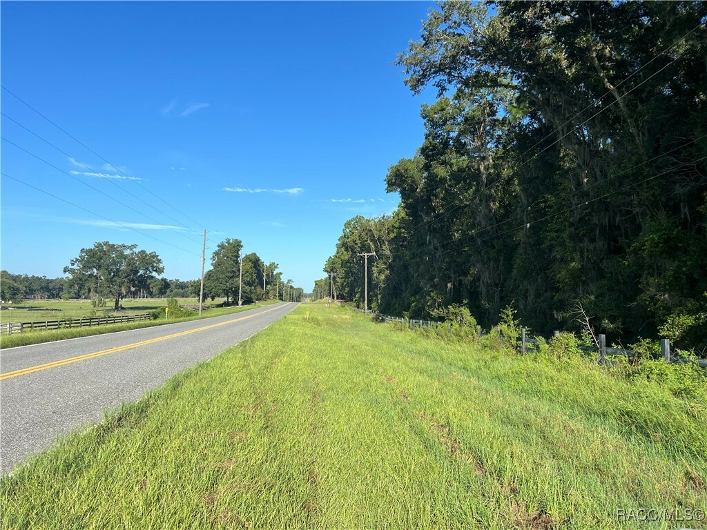 Property Photo:  3261 E Stage Coach Trail  FL 34452 